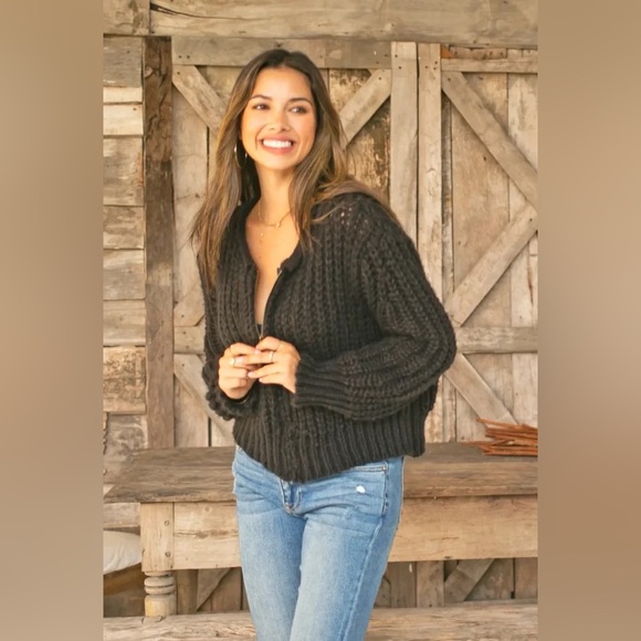 Wooden Ships Tara Zip Bomber Cardi in Brown, Size Medium-Large - Picture 10 of 13